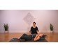 آموزش آرام کردن بدن و ذهن در پایان روز با حرکات یوگا 2